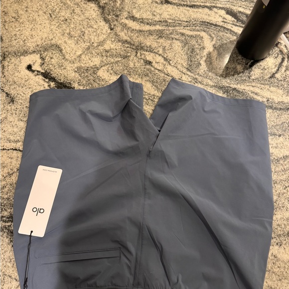 Alo Blue Athletic Shorts 7” inseam NWT - Picture 5 of 5